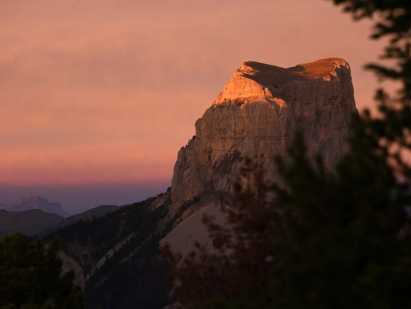 mont aiguille vercors mont aiguille coucher de soleil