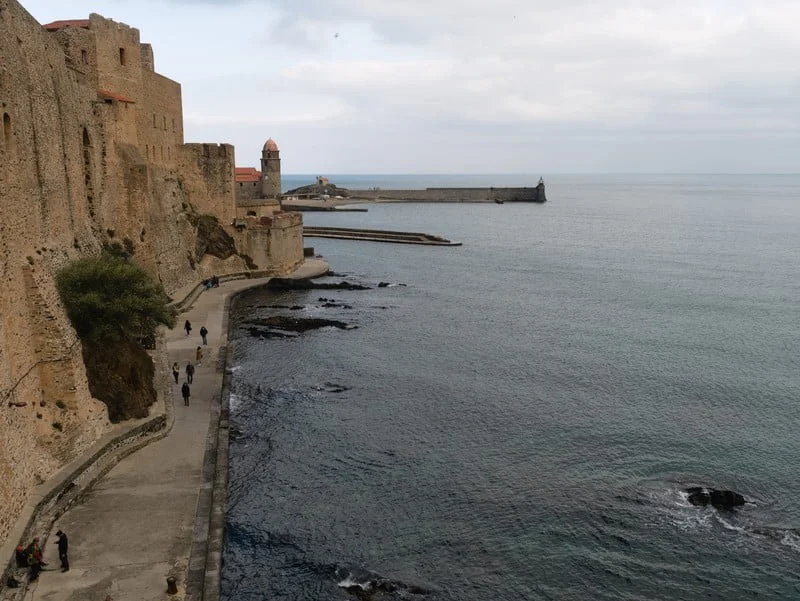 collioure fortification que voir dans les Pyrénées orientales collioure fortification