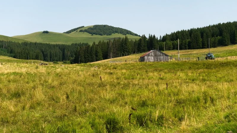 cezallier tour du massif central à vélo cezallier