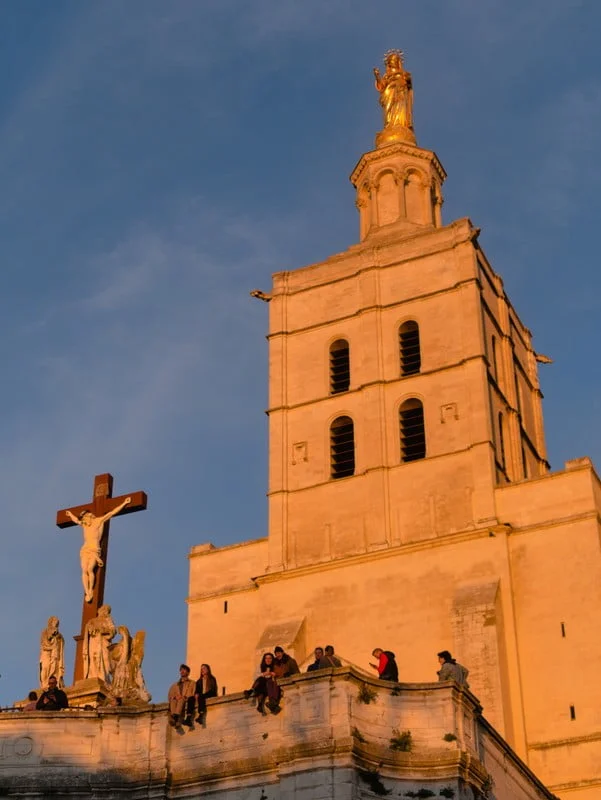 cathedrale notre dame des doms visiter avignon à pied cathedrale notre dame des doms