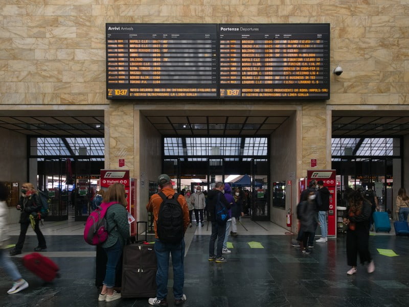 gare florence voyager en train en italie gare florence