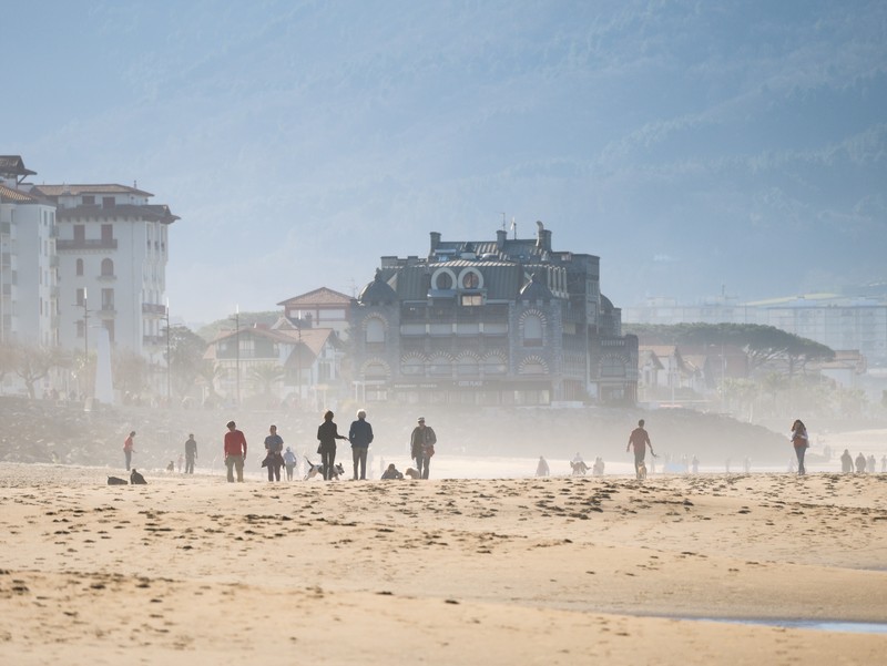 sentier du littoral pays basque brume plage de hendaye sentier du littoral pays basque brume plage de hendaye