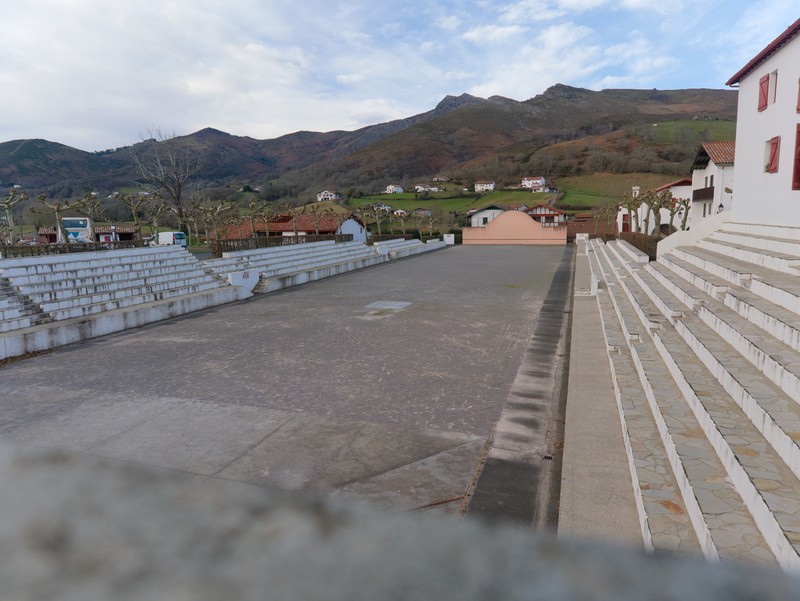 visiter le pays basque en 3 jours fronton de sare visiter le pays basque en 3 jours fronton de sare