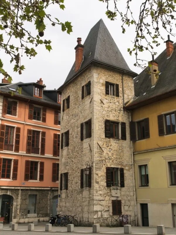 immeubles colorees centre ville que faire à chambéry immeubles-colorees-centre-ville