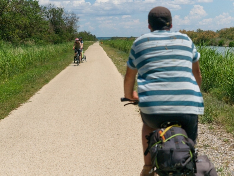vélo camargue via-rhona-canal-rhone-sete