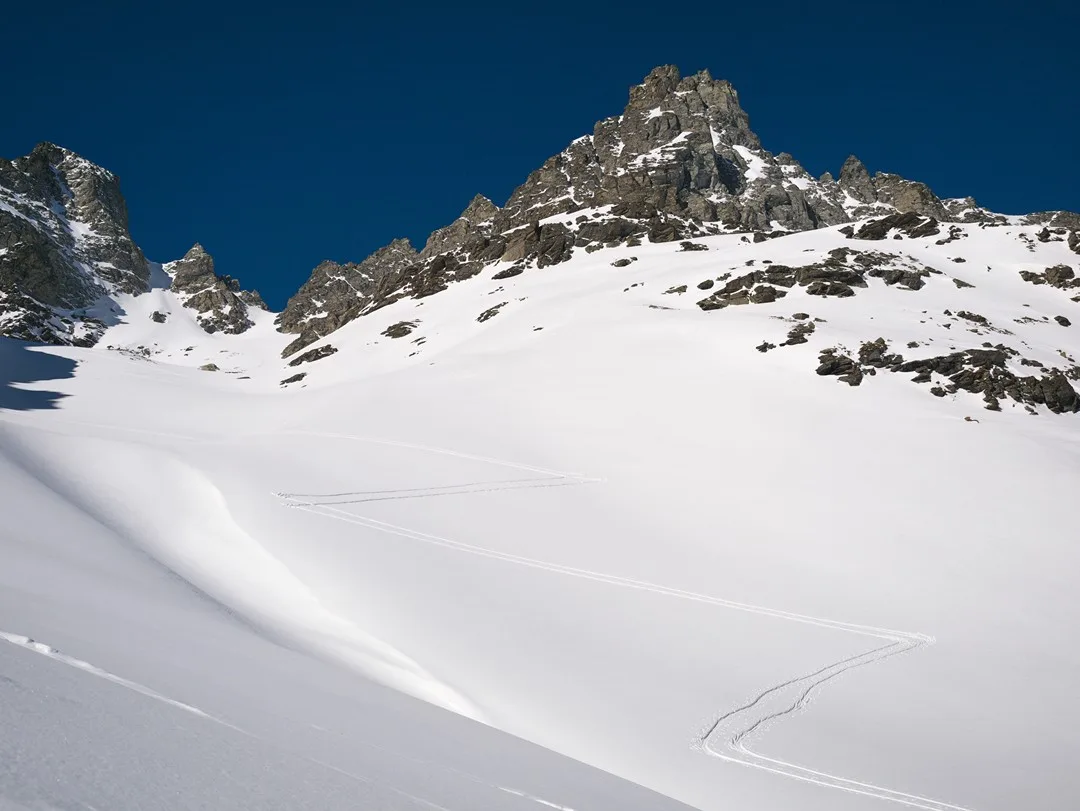 Le lac d’Ambin, une superbe randonnée raquettes en Haute-Maurienne