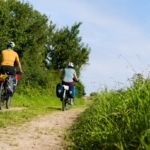 cyclotouristes chemin terre velomaritime vélomaritime bretagne cyclotouristes-chemin-terre-velomaritime