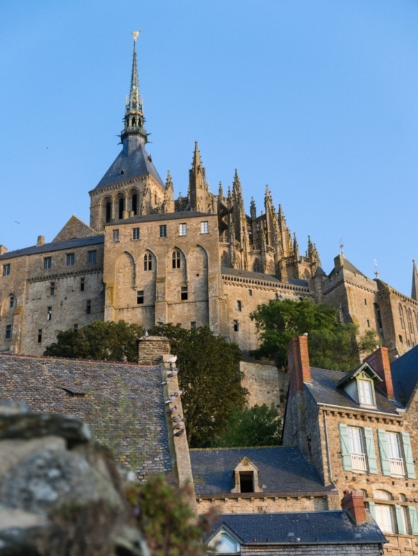 mont saint michel matin vélomaritime bretagne mont-saint-michel-matin