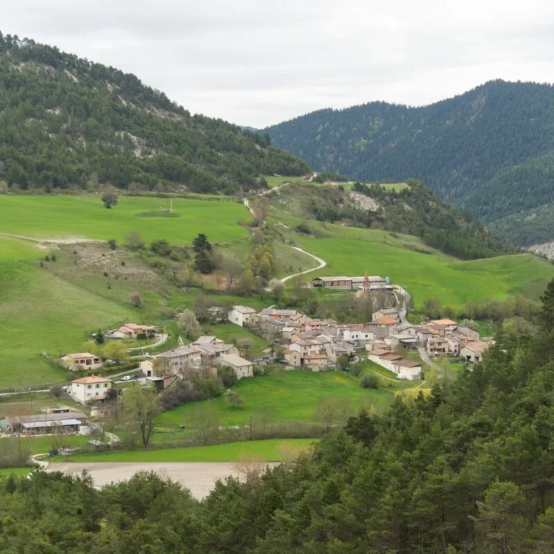 village lambrisse col du defens village lambrisse col du defens